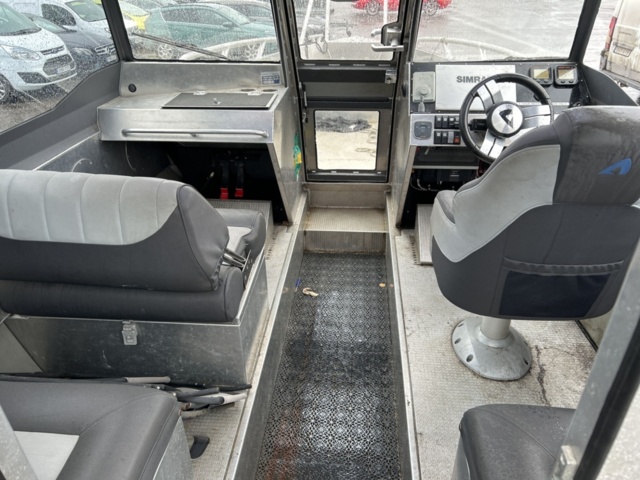 1504173-27 Motorboat Anytec 747 Cab, Yamaha F350 engine -2015