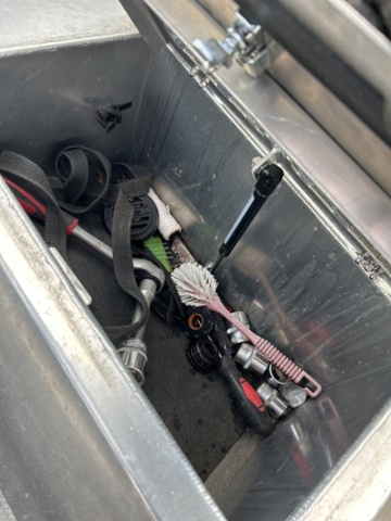 1504173-44 Motorboat Anytec 747 Cab, Yamaha F350 engine -2015