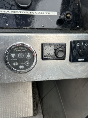 1504173-31 Motorboat Anytec 747 Cab, Yamaha F350 engine -2015
