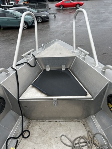 1504173-17 Motorboat Anytec 747 Cab, Yamaha F350 engine -2015