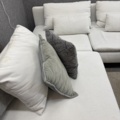 1497458-5 Samling med möbler - Soffa, soffbord, lampa, m.m.