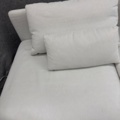 1497458-8 Samling med möbler - Soffa, soffbord, lampa, m.m.