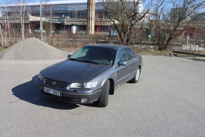 1527363-4 Toyota Camry 2.2 Automatic, 131hp, 1998