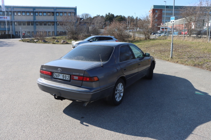 1527363-7 Toyota Camry 2.2 Automatic, 131hp, 1998