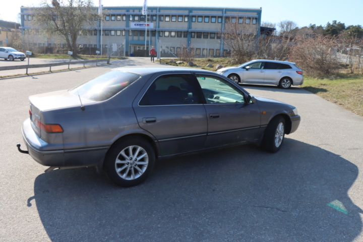 1527363-8 Toyota Camry 2.2 Automatic, 131hp, 1998