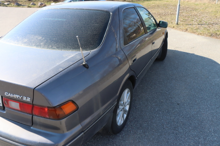 1527363-16 Toyota Camry 2.2 Automatic, 131hp, 1998