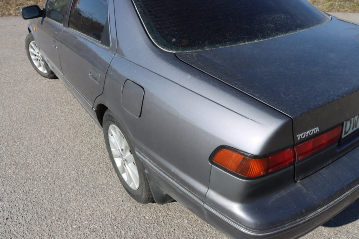 1527363-18 Toyota Camry 2.2 Automatic, 131hp, 1998