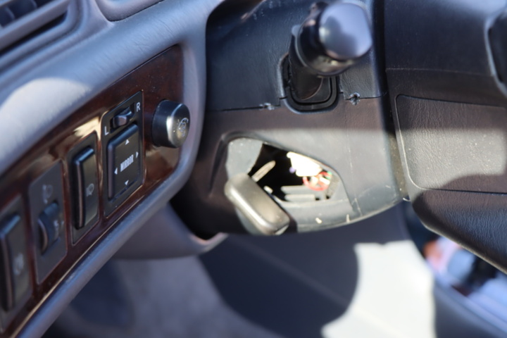 1527363-28 Toyota Camry 2.2 Automatic, 131hp, 1998