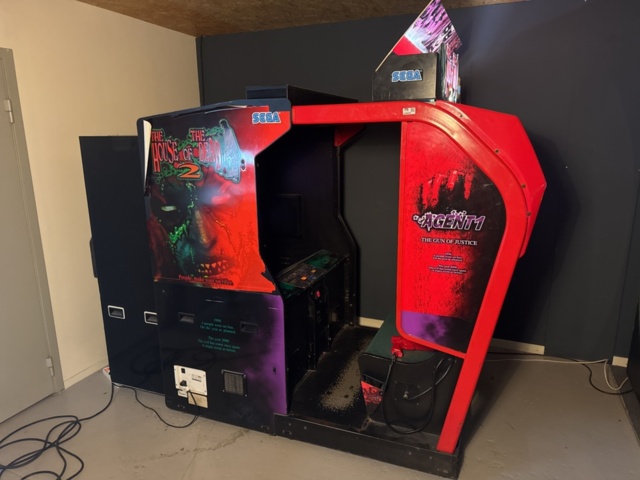 1458263-1 Arcade Machine - Sega The House of the Dead 2 SDX