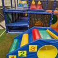 1458292-7 Play castle / play set for children
