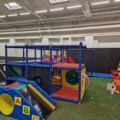 1458292-5 Play castle / play set for children