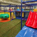 1458292-13 Play castle / play set for children
