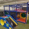 1458292-8 Play castle / play set for children