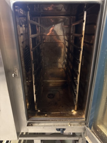 1458296-4 Combi oven with base rack - Rational CM 101