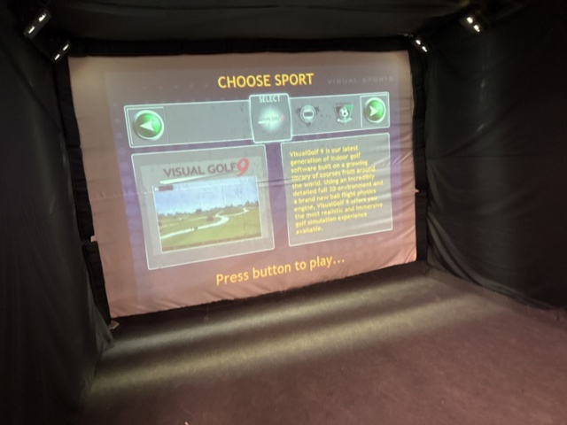 1458291-18 Multisport- & golfsimulator - Visual Sports VS-12