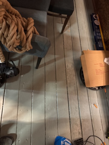 1458363-4 Container 20 feet (store no. 1)