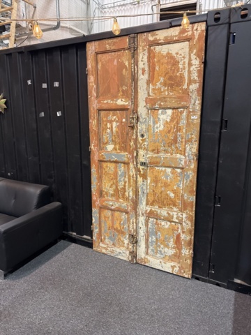 1458363-7 Container 20 feet (store no. 1)