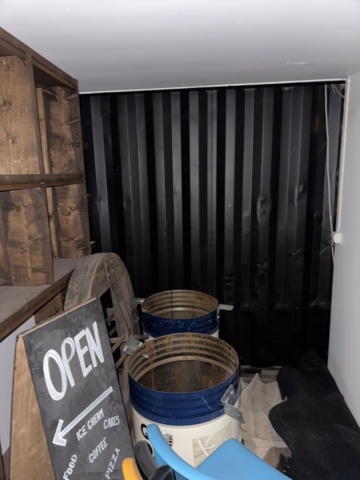 1458366-10 Container 20 feet (store no. 2)