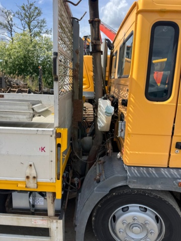 1405784-4 Flakbil Volvo FL 612