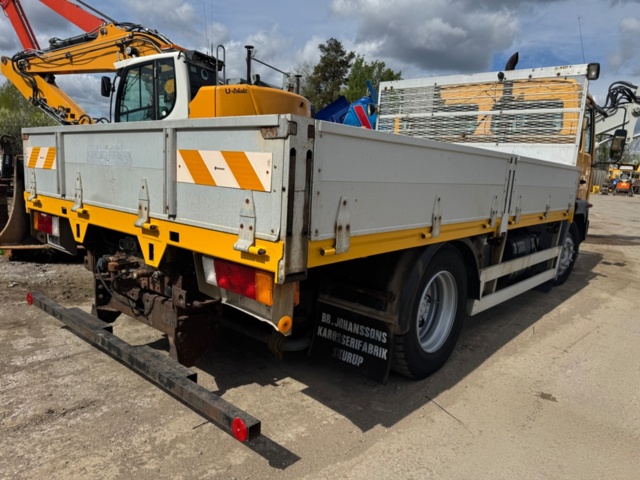 1405784-9 Flakbil Volvo FL 612