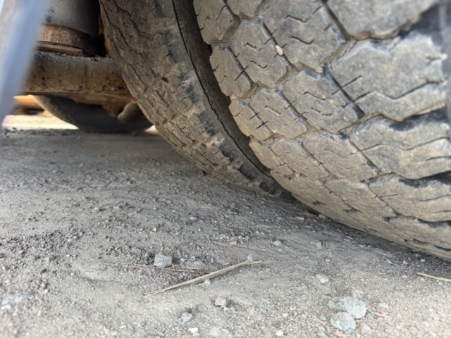 1405784-12 Flakbil Volvo FL 612