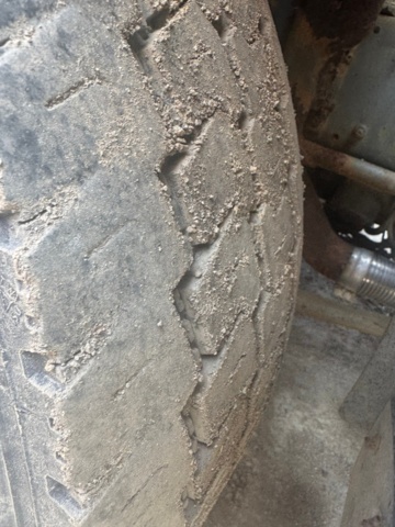 1405784-14 Flakbil Volvo FL 612