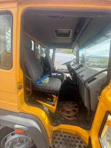 1405784-40 Flakbil Volvo FL 612