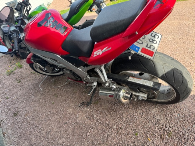 1405795-7 Suzuki Cycles SV1000 1.0 Manual, 120hp, 2004