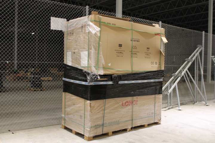 1502100-1 Solcellspaneler Longi 550W, 62 st