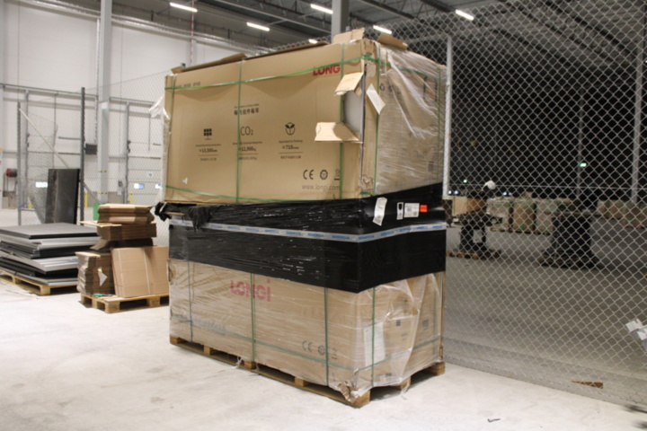 1502100-3 Solcellspaneler Longi 550W, 62 st