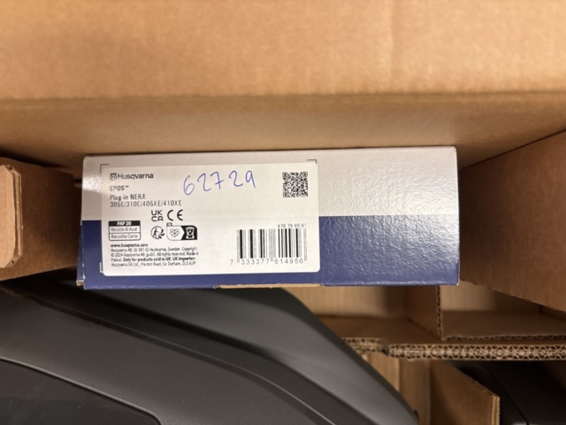 1469324-8 Robotic lawnmower, Husqvarna AM410XE NERA, with Husqvarna EPOS plug-in kit