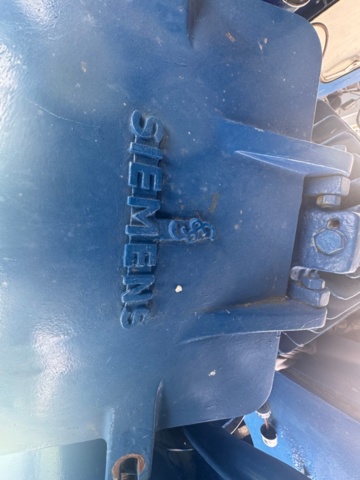 1405805-13 Winch with steel wire rope