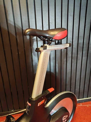 1484144-3 Spinning bike Life Fitness IC7