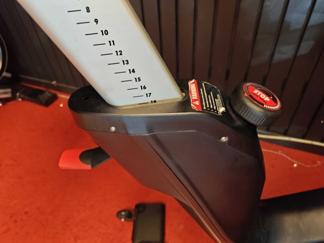 1484144-9 Spinning bike Life Fitness IC7