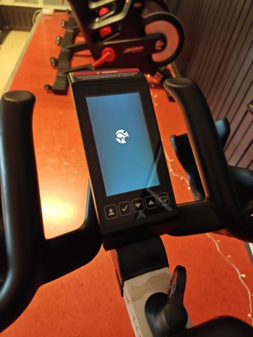 1484147-8 Spinningcykel Life Fitness IC7