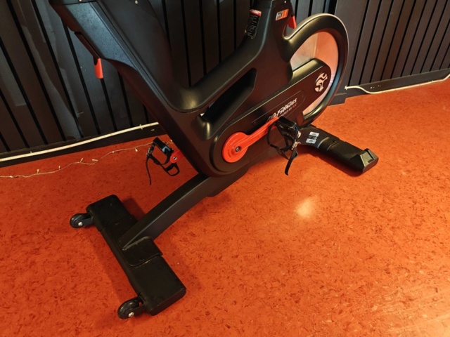 1484148-3 Spinningcykel Life Fitness IC7