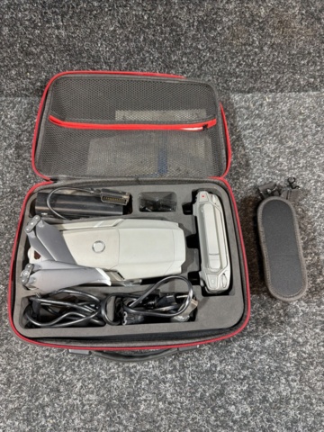 1515973-1 Drone with accessories - DJI Mavic 2 Pro