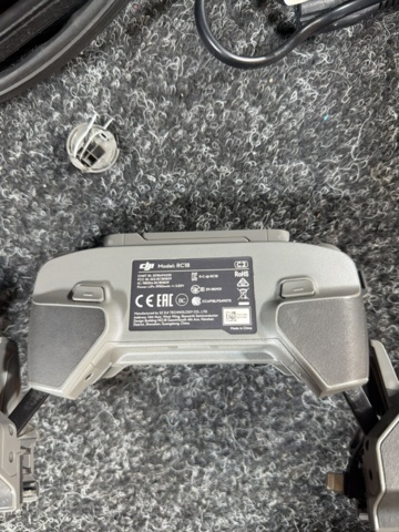 1515973-6 Drone with accessories - DJI Mavic 2 Pro