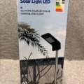 1464164-2 Soldriven LED-lampa för vägg eller stolpe 2st