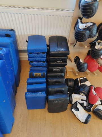 1484187-4 Träningsredskap för boxning