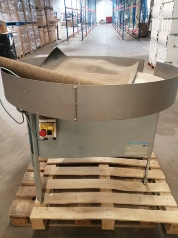 1421848-6 Complete filling and labeling machine with accessories - Svenska Pump AB - Type 6400
