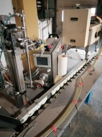 1421848-3 Complete filling and labeling machine with accessories - Svenska Pump AB - Type 6400