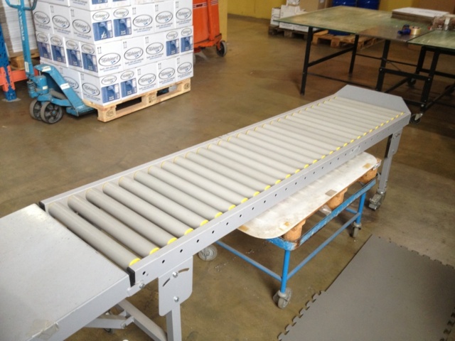 1421848-7 Complete filling and labeling machine with accessories - Svenska Pump AB - Type 6400