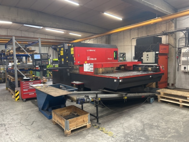 1521749-21 Laserskärmaskin AMADA L02415A3 -2000