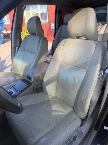 1510733-17 Volvo XC90 5-seater T6 AWD Geartronic, 272hk, 2003