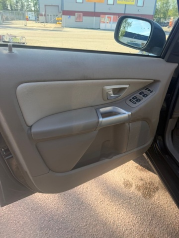 1510733-27 Volvo XC90 5-seater T6 AWD Geartronic, 272hk, 2003