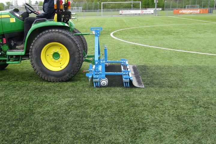 1530606-3 Borste GKB QB200 (kuldrag, ny)