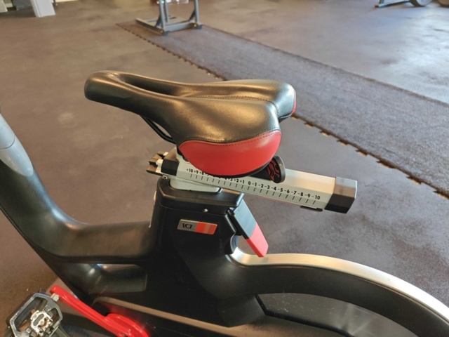 1484216-4 Spinningcykel Life Fitness IC7