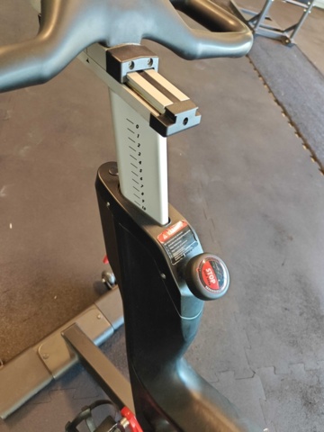 1484216-6 Spinningcykel Life Fitness IC7