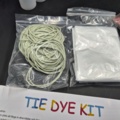 1530849-3 Tie dye-kit, 12 st - skapa egna motiv på kläder